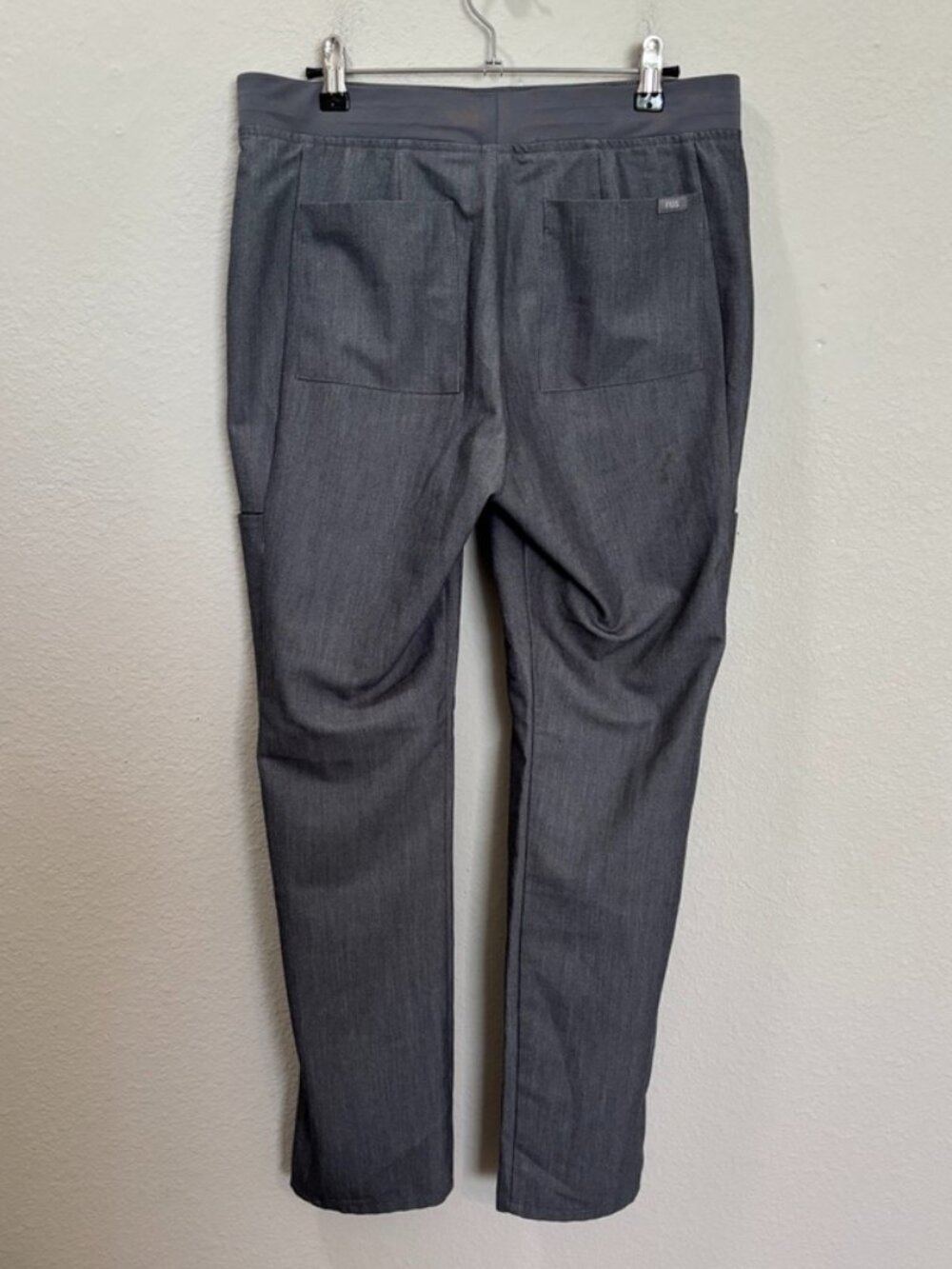 FIGS Tidore Tailored Skinny Track Scrub Pants Gray Size Medium - Picture 2 of 8